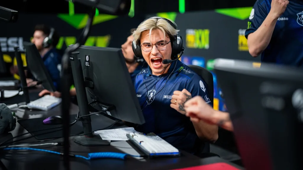 Twistzz